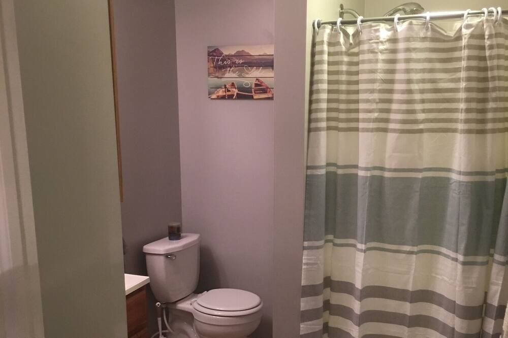 Photo of Bathroom in Nashport