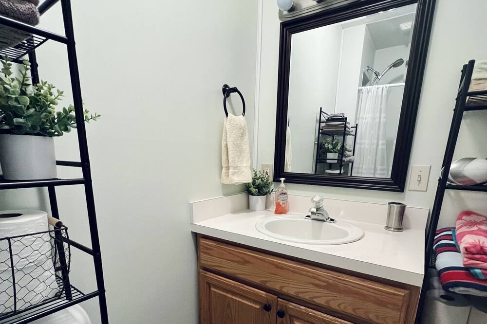 Photo of Bathroom in Sharpsburg