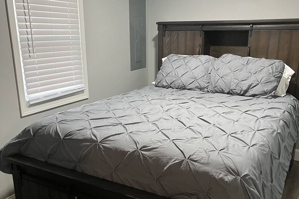 Photo of Bedroom in New Concord