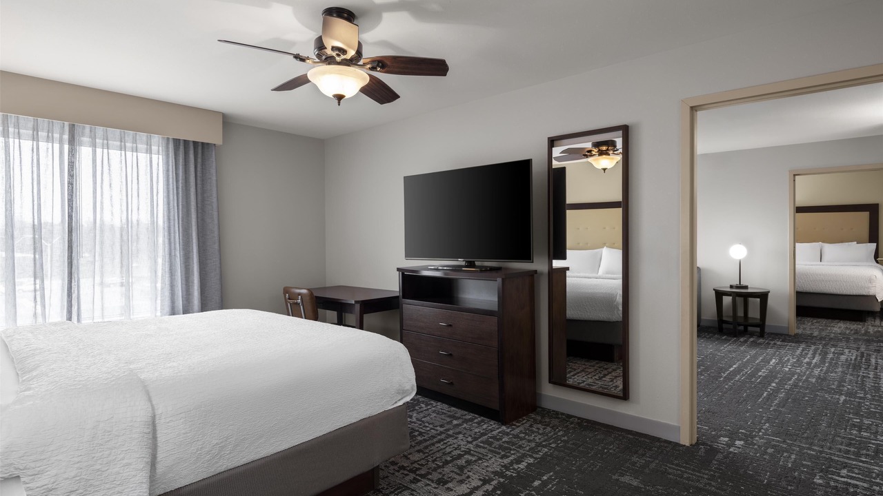 Photo of Bedroom in Fairlawn