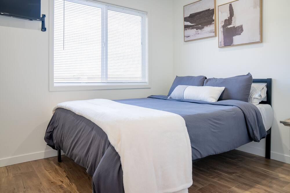 Photo of Bedroom in Fairfield Beach
