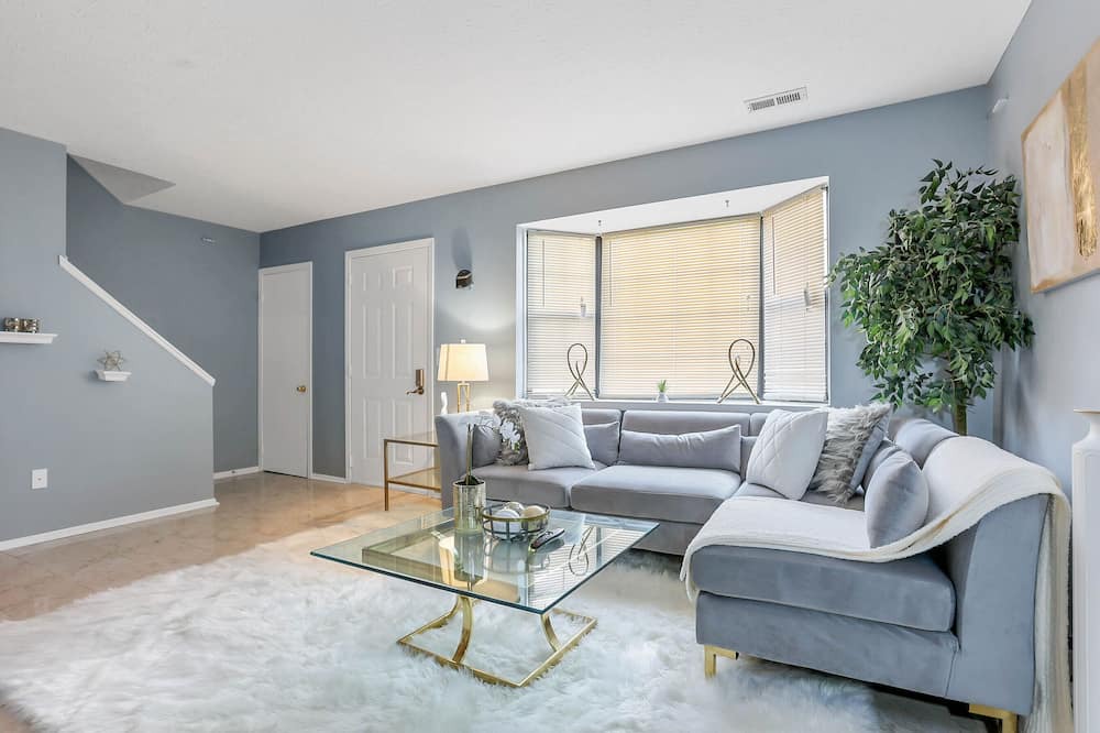 Photo of Livingroom in Columbus