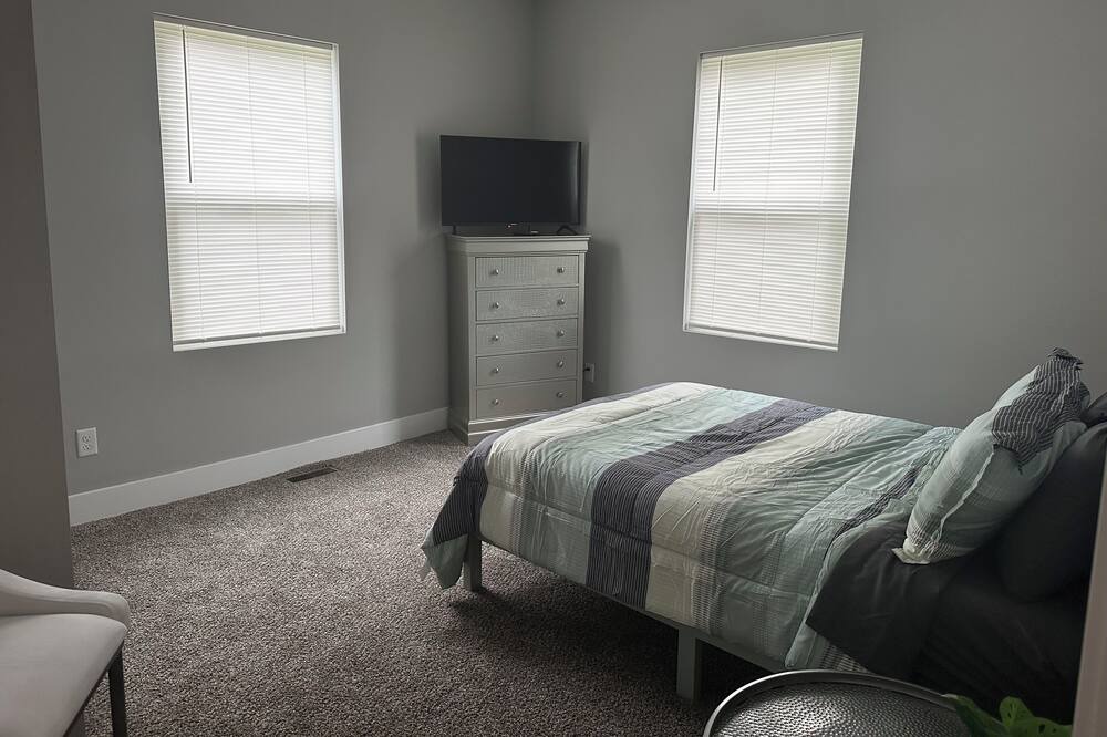 Photo of Bedroom in Lindenwald