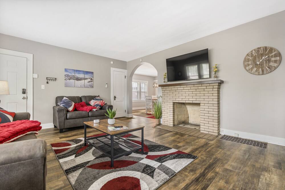 Photo of Bedroom in Canton