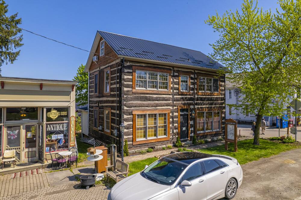 Photo of Outdoor in Winesburg