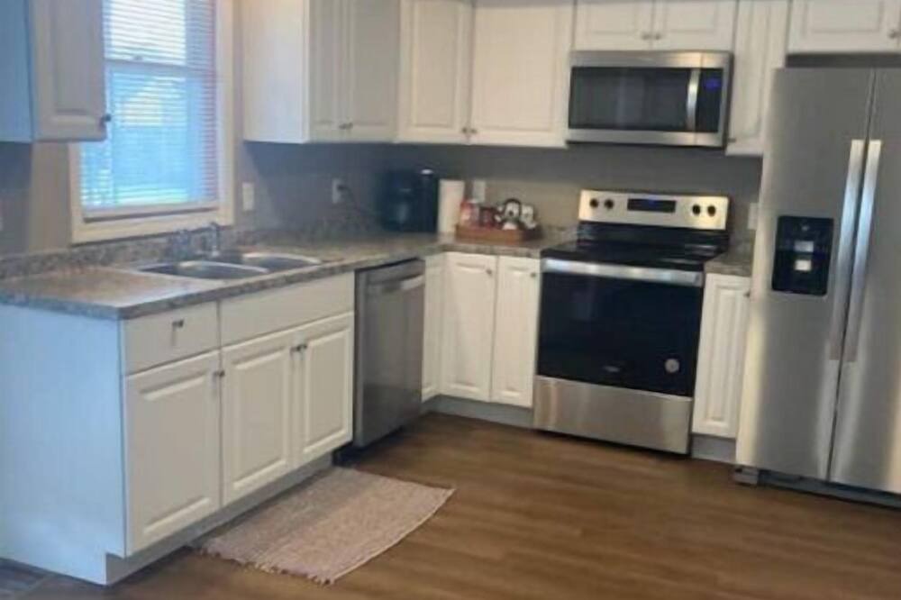 Photo of Kitchen in Newark