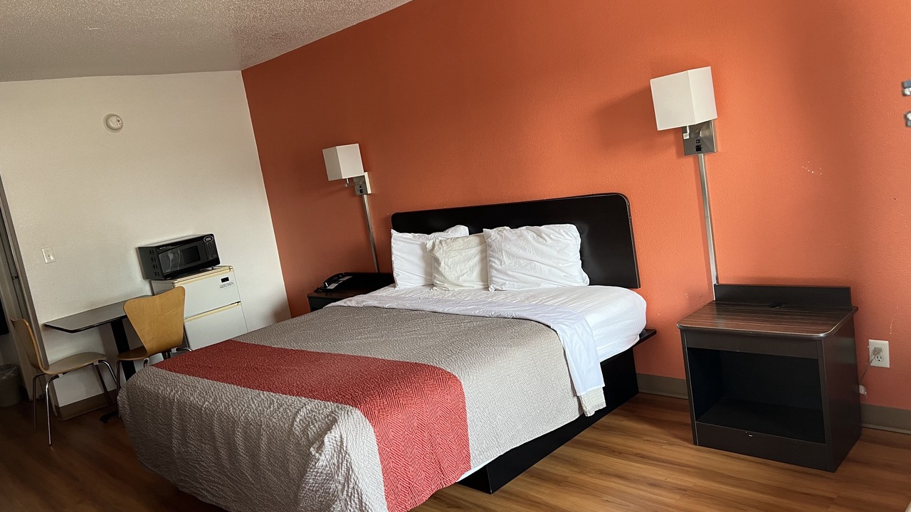Photo of Bedroom in Buckeye Lake