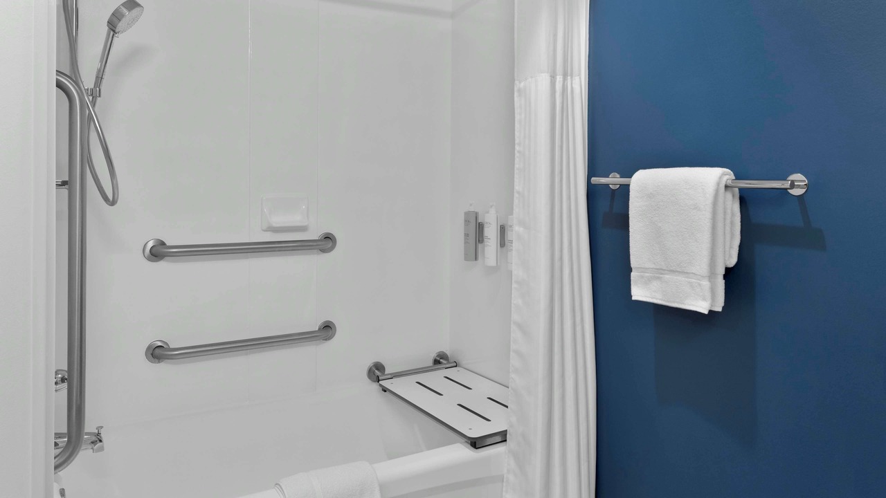 Photo of Bathroom in Newcomerstown