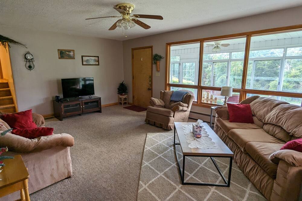 Photo of Livingroom in Marietta
