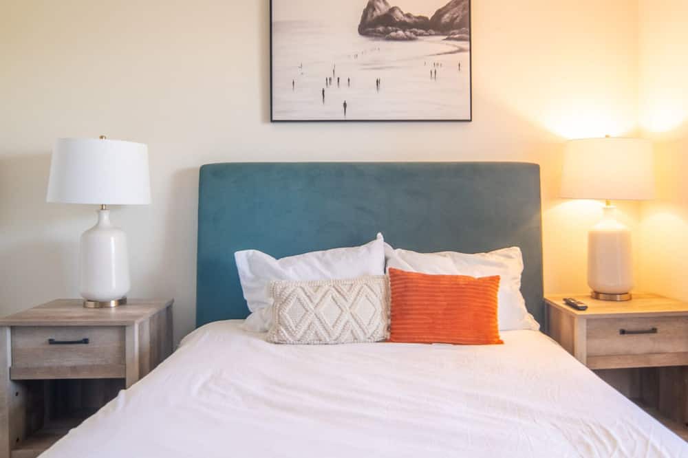 Photo of Bedroom in North Royalton