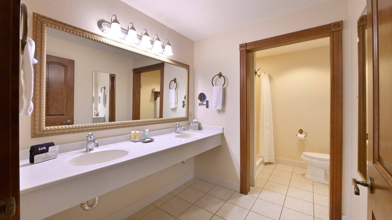Photo of Bathroom in Sugarcreek