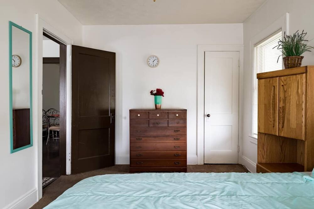 Photo of Bedroom in Garfield Heights