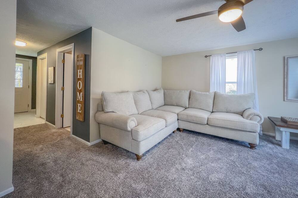 Photo of Livingroom in New Plymouth