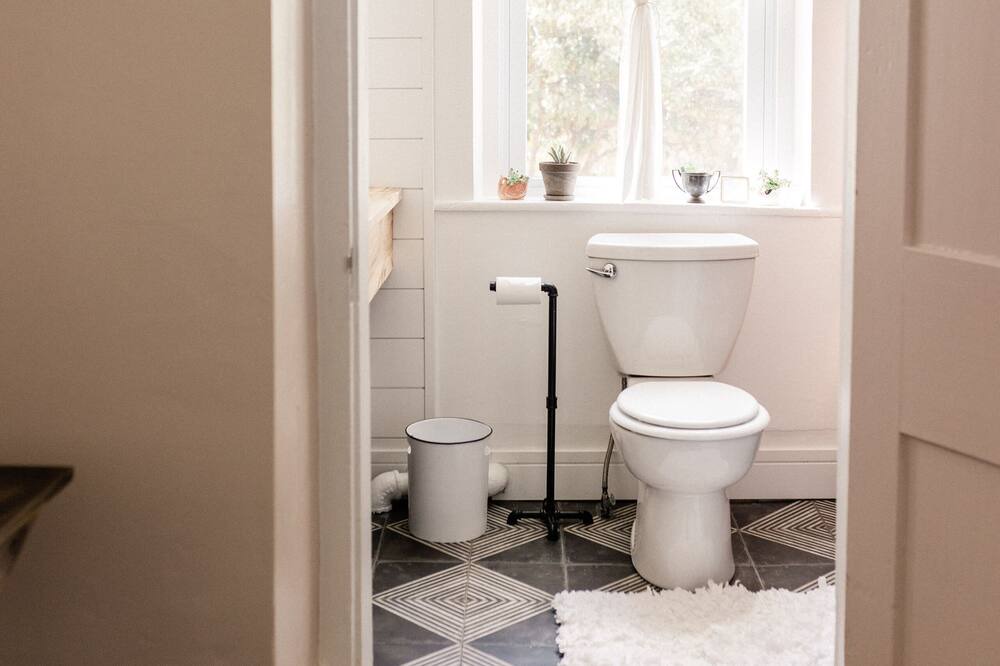 Photo of Bathroom in Beach City
