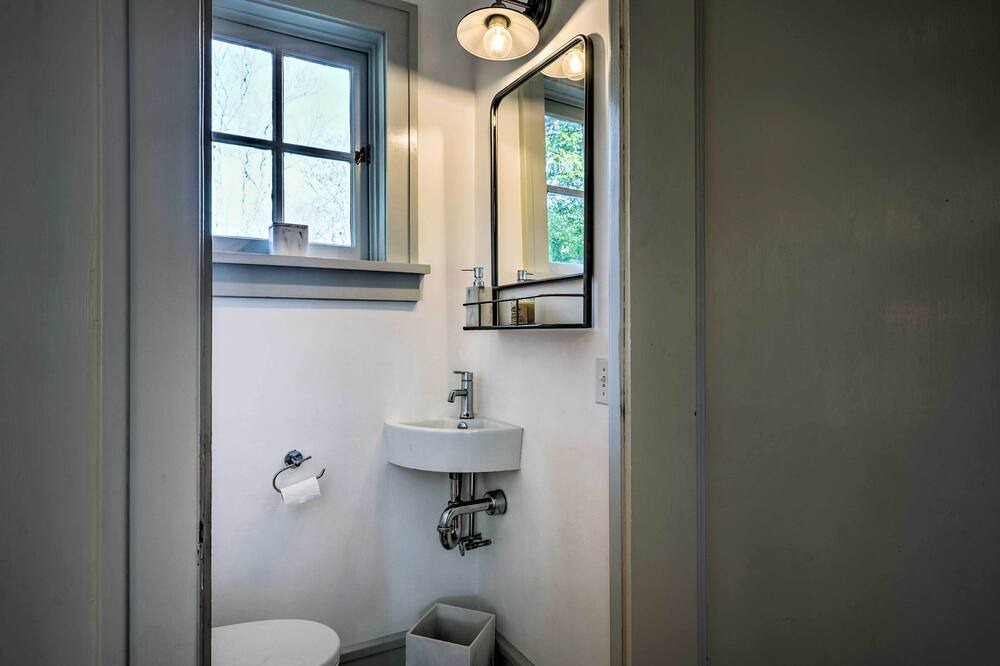 Photo of Bathroom in Granville