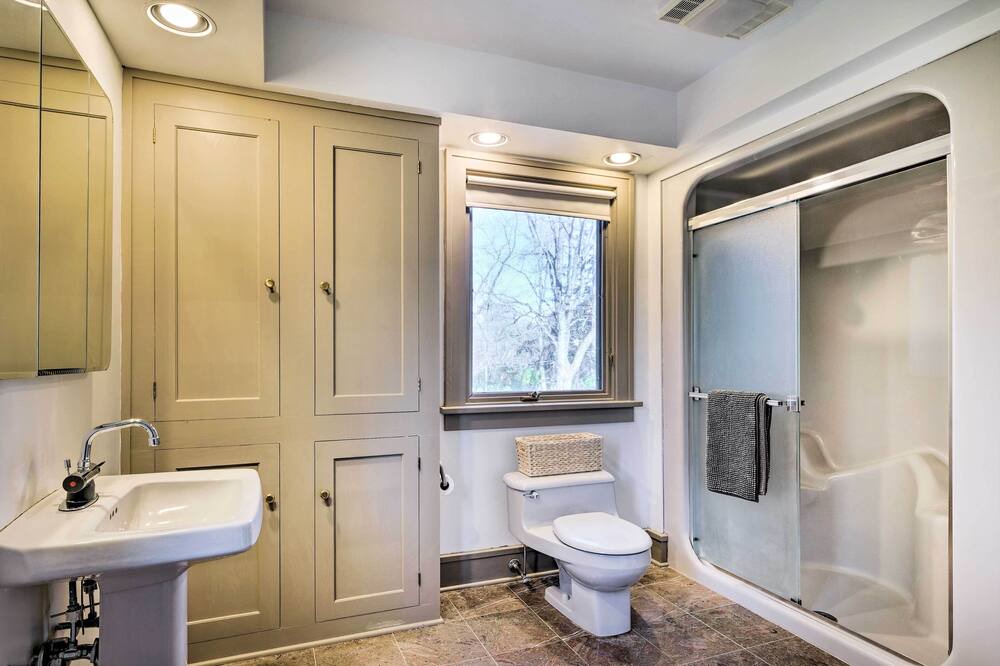 Photo of Bathroom in Granville