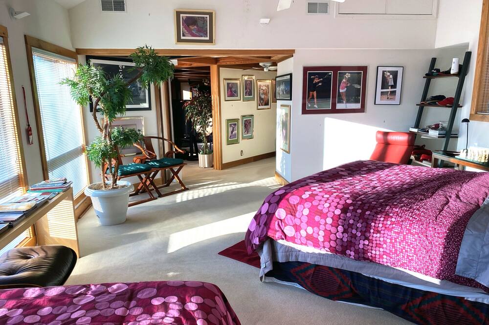 Photo of Bedroom in Granville
