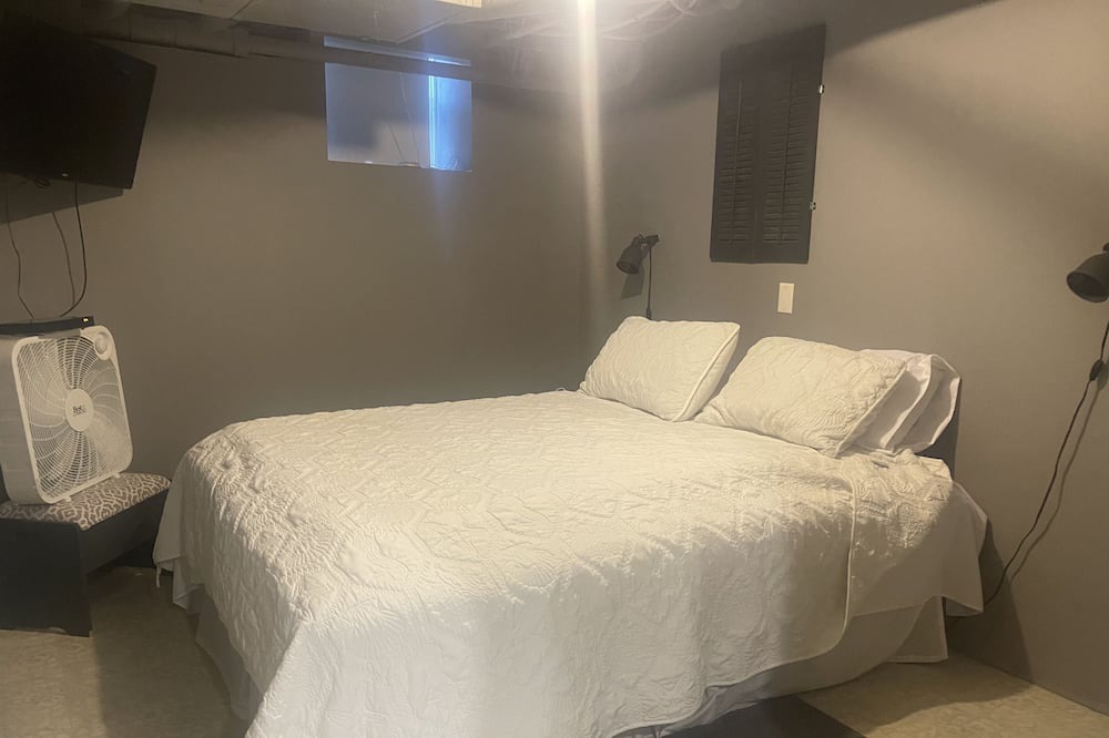 Photo of Bedroom in McConnelsville