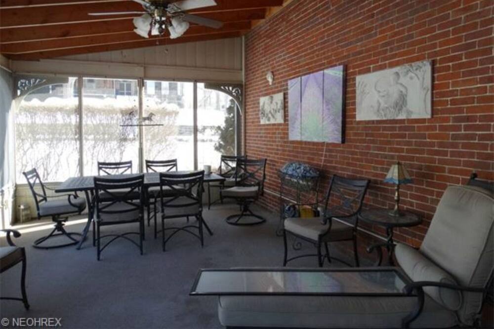 Photo of Outdoor in Massillon