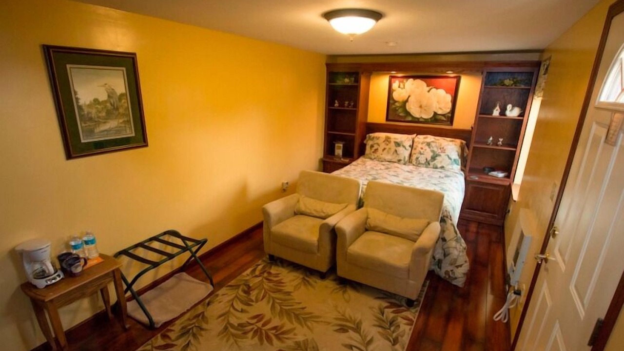 Photo of Bedroom in Millersburg