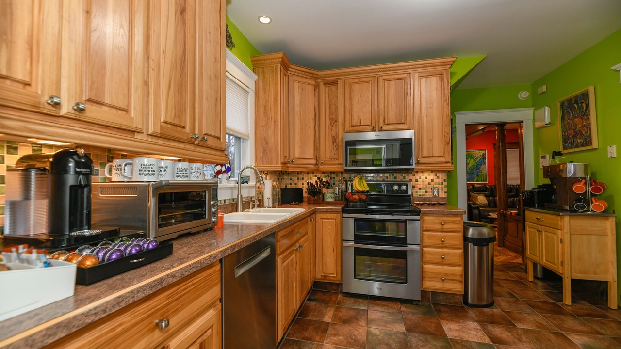 Photo of Kitchen in Highland Square