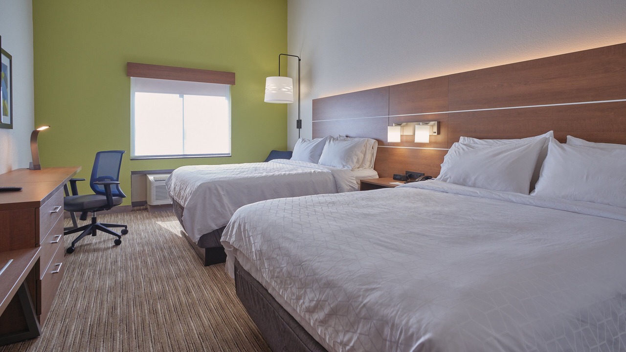 Photo of Bedroom in Akron
