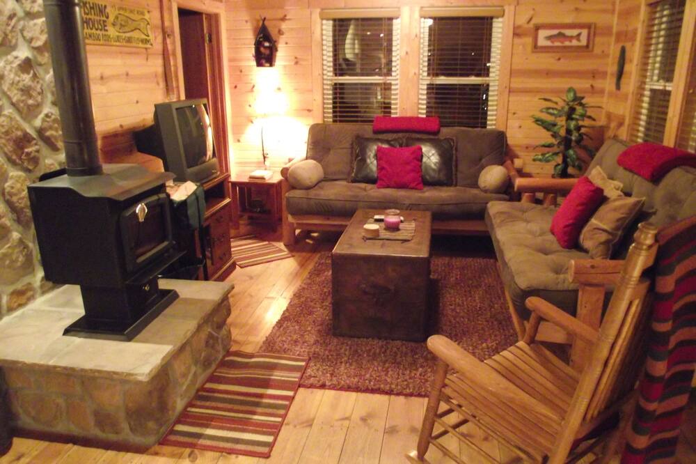 Photo of Livingroom in Bladensburg