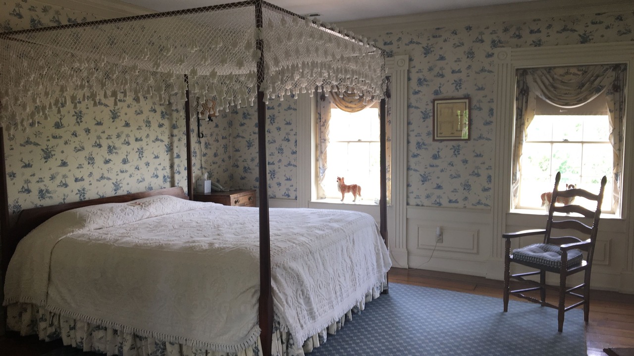 Photo of Bedroom in Hanoverton