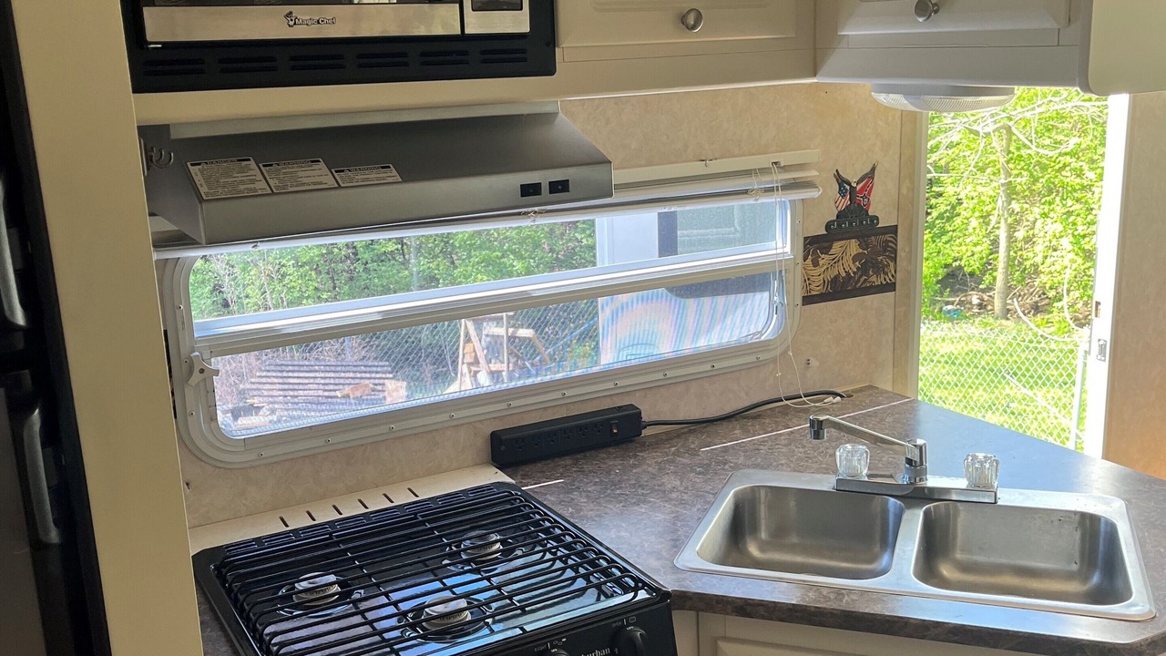 Photo of Kitchen in East Fultonham