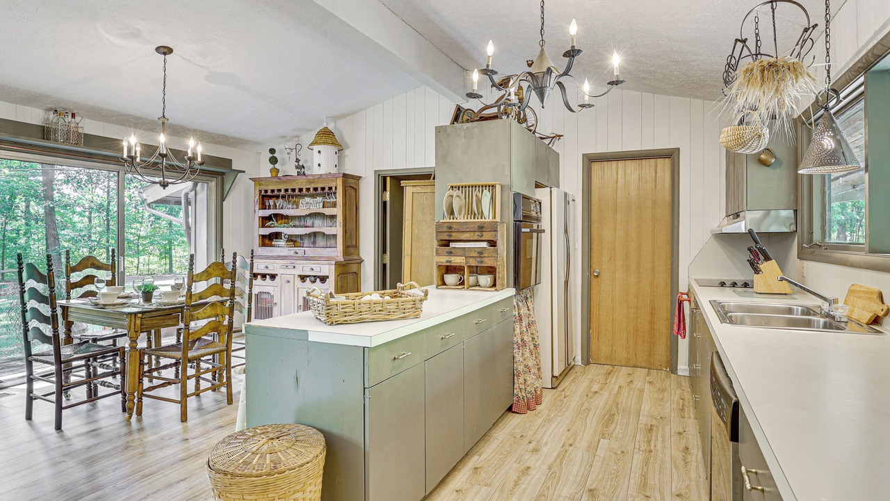 Photo of Kitchen in New Philadelphia