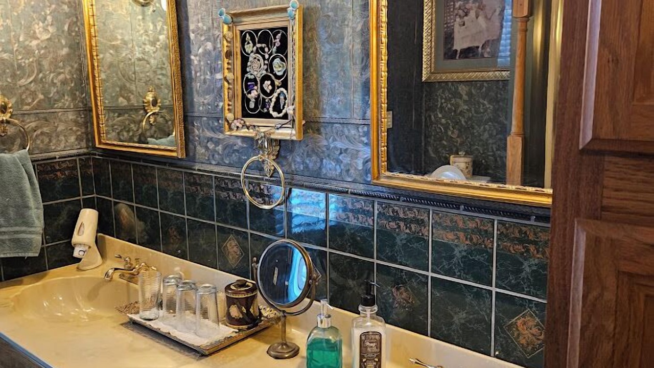 Photo of Bathroom in Port Washington