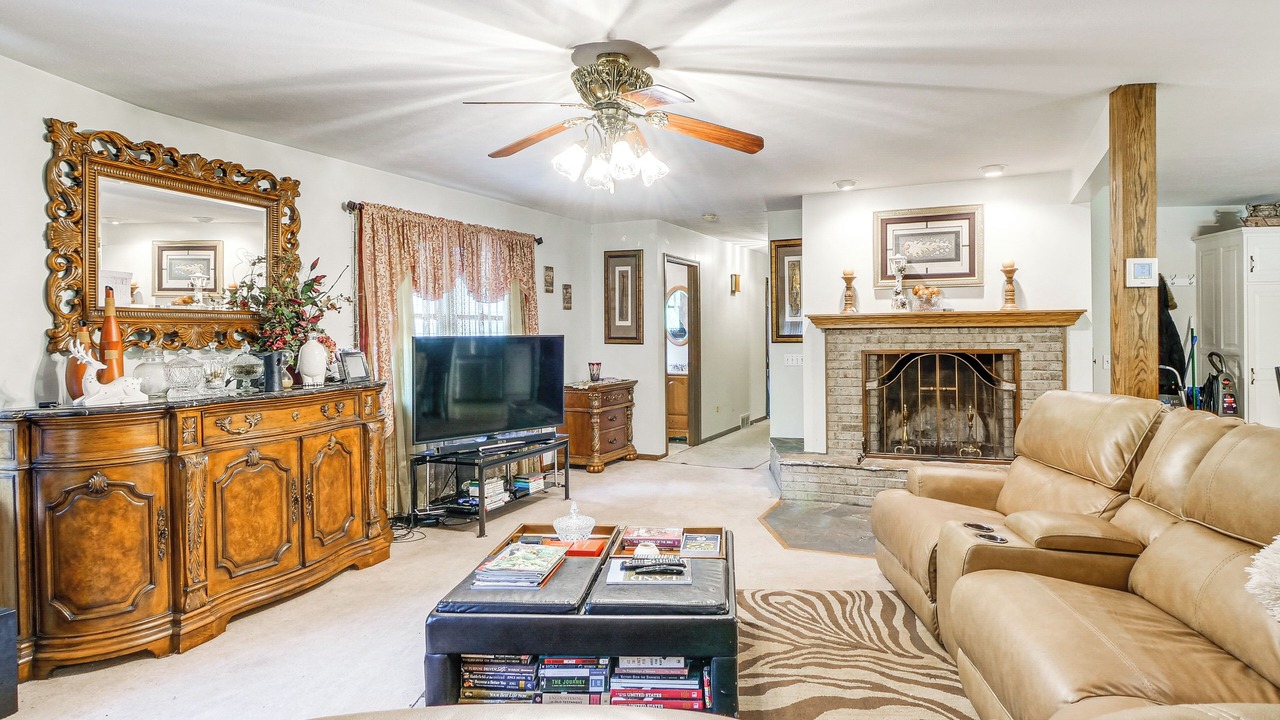 Photo of Livingroom in Fresno