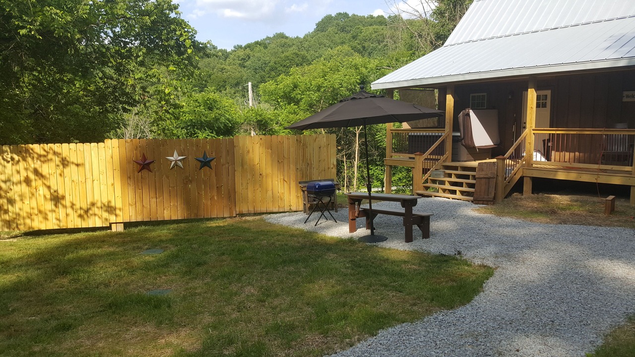 Photo of Outdoor in Nelsonville