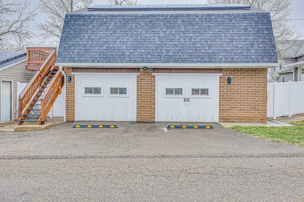 Photo of Outdoor in Greentown