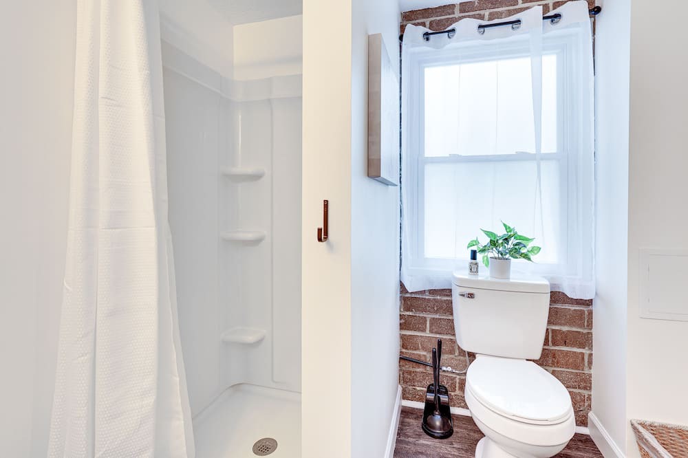 Photo of Bathroom in Greentown