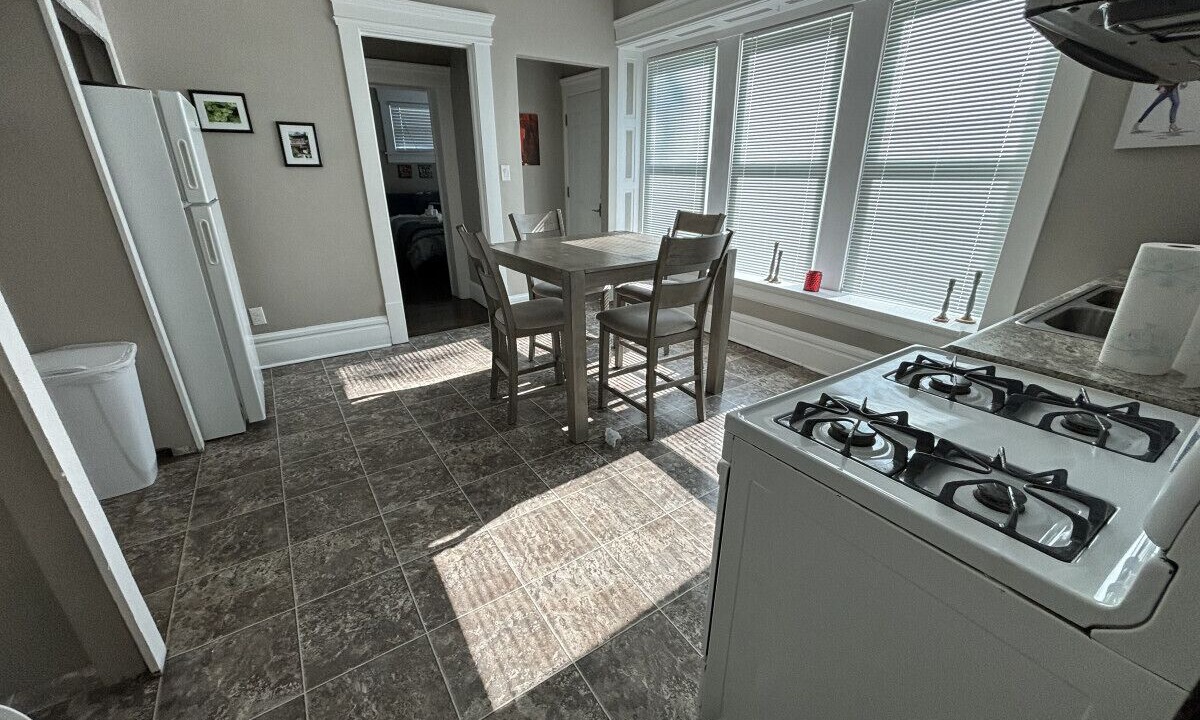 Photo of Kitchen in Highland Square