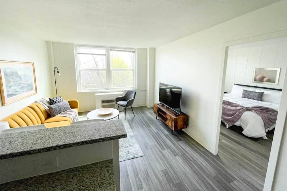 Photo of Bedroom in Walnut Hills