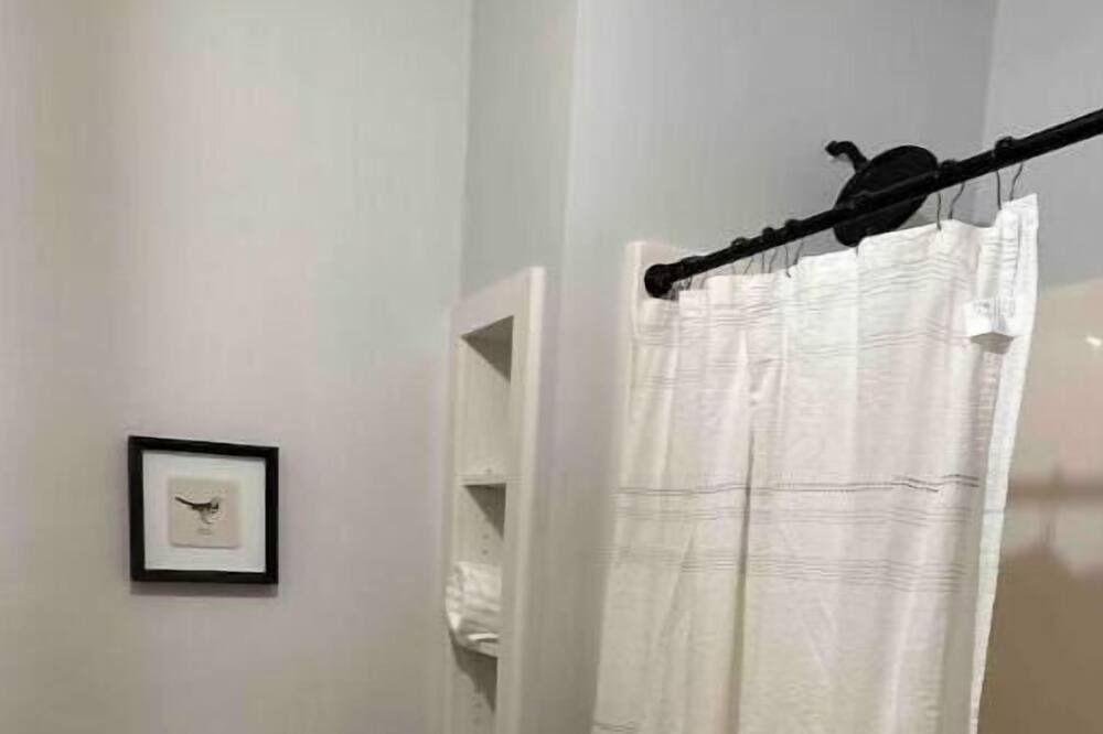 Photo of Bathroom in Granville South