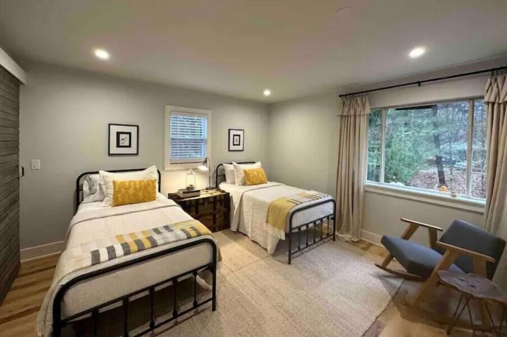 Photo of Bedroom in Granville South