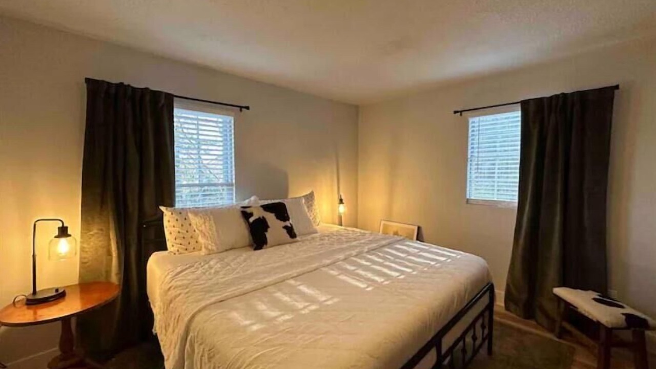 Photo of Bedroom in Granville South