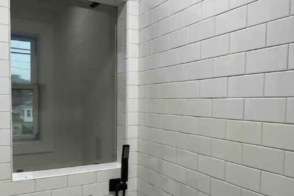 Photo of Bathroom in Millersport