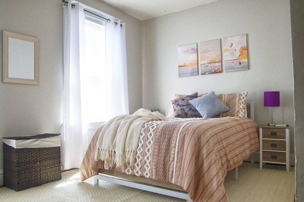 Photo of Bedroom in Westwood