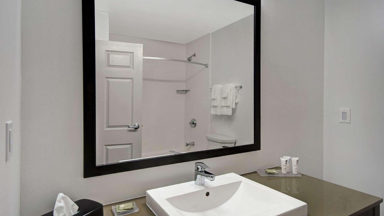Photo of Bedroom in Mount Saint Joseph