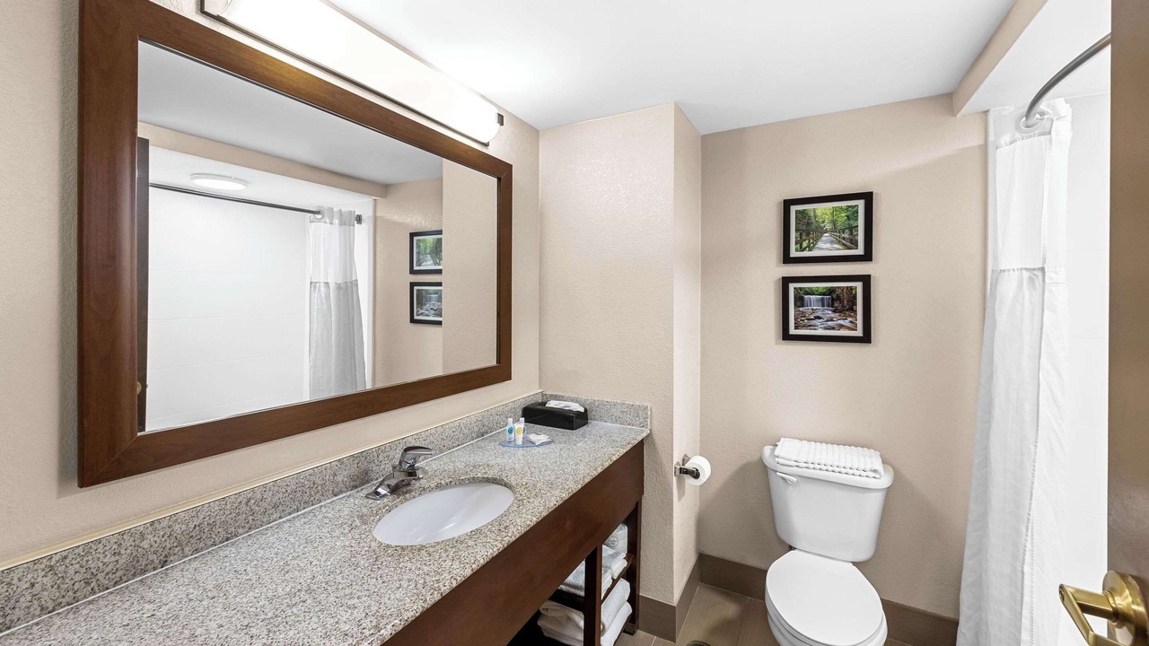 Photo of Bedroom in Heath