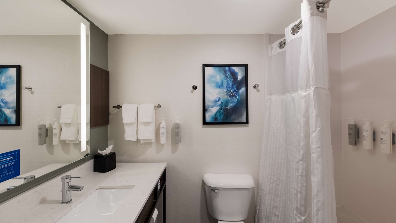 Photo of Bathroom in Grove City