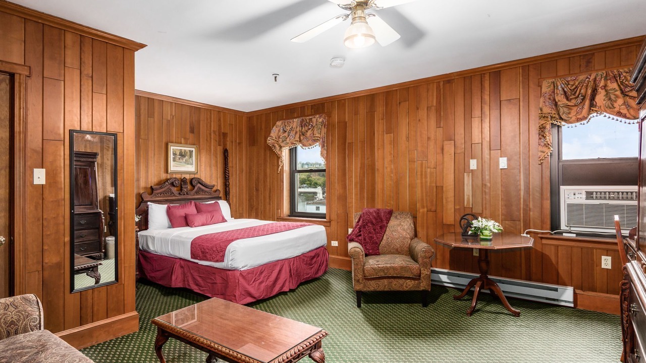Photo of Bedroom in Marietta