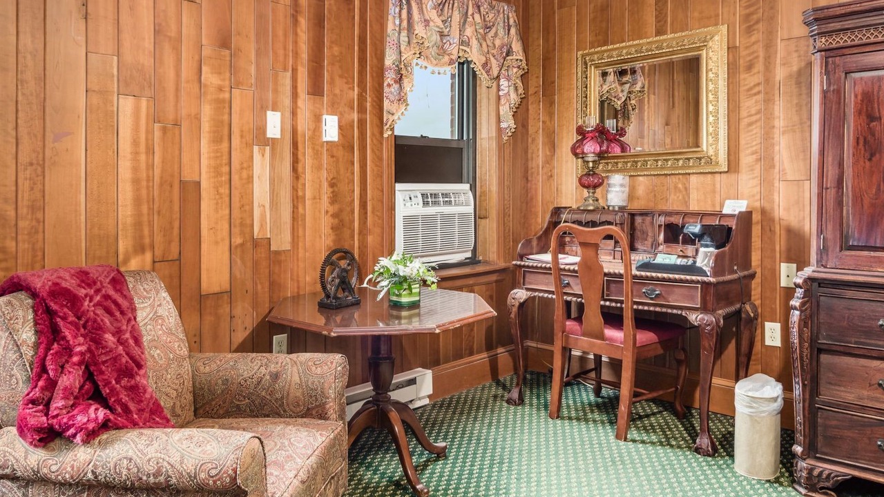 Photo of Bedroom in Marietta