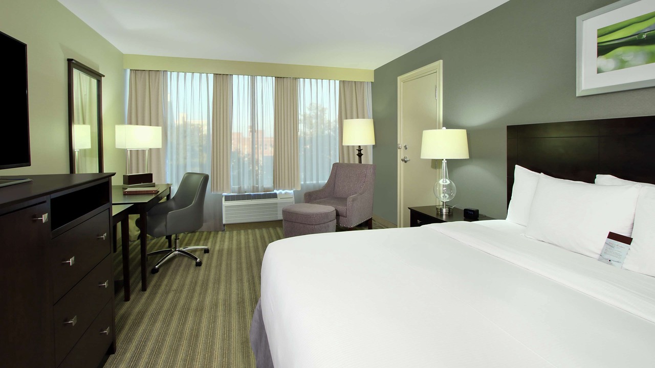 Photo of Bedroom in Newark