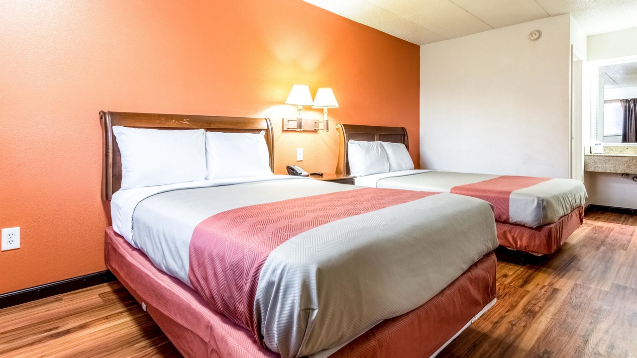 Photo of Bedroom in Grove City