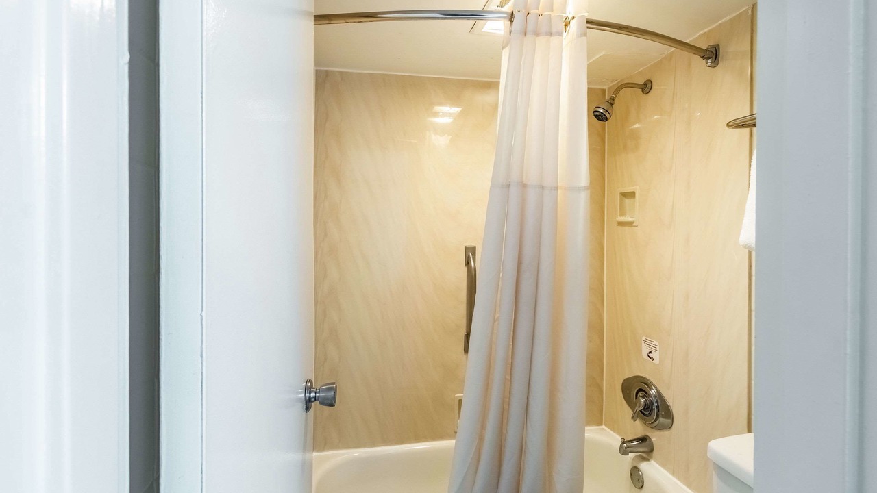 Photo of Bathroom in Zanesville